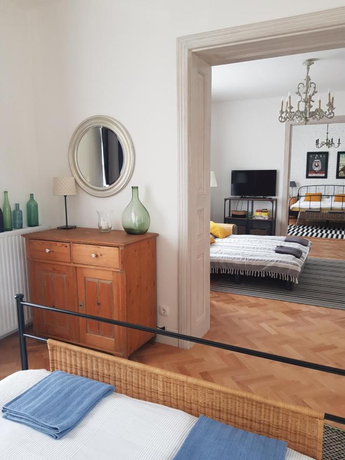 Belvarosi Kerteshaz Keszthely Bagian luar foto
