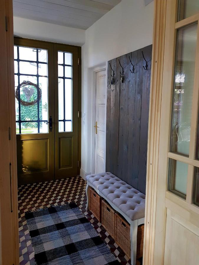 Belvarosi Kerteshaz Keszthely Bagian luar foto