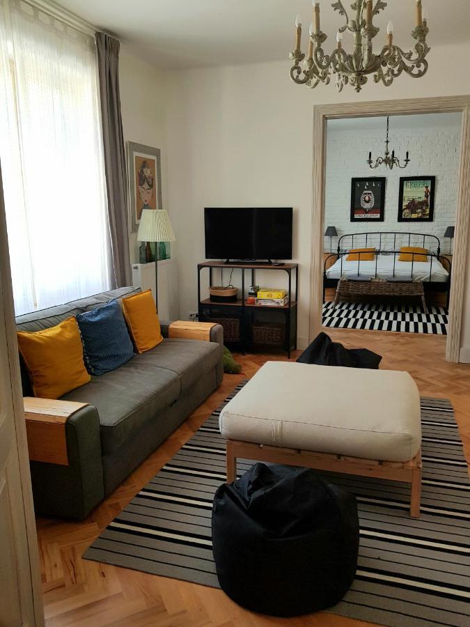 Belvarosi Kerteshaz Keszthely Bagian luar foto